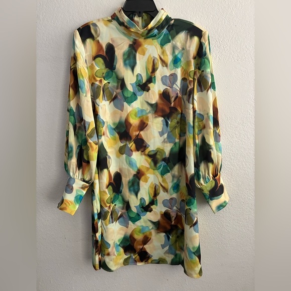 🆕Eloquii Satin Yellow and Green Sheath Dress with Bishop Sleeves 16🆕 - Picture 3 of 15